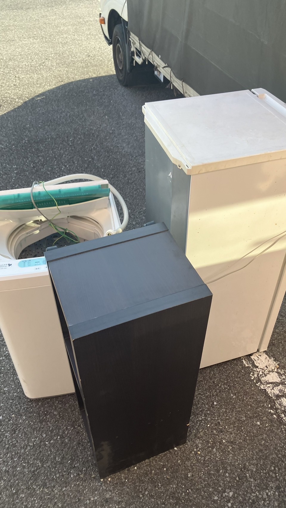 川口市芝で冷蔵庫と洗濯機を回収しました